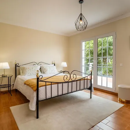 Paradise Rabo de Peixe